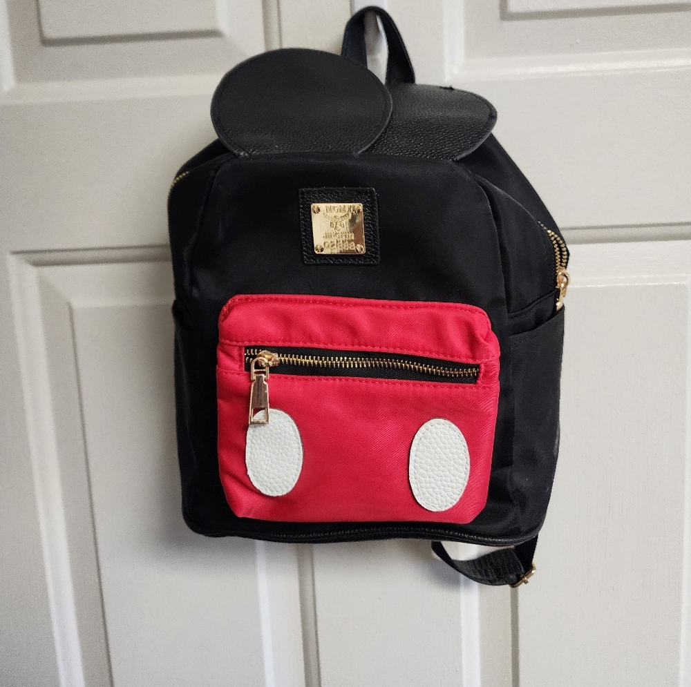 Mini Disney backpack Mom summer 02888 nwot